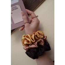Szatén scrunchie